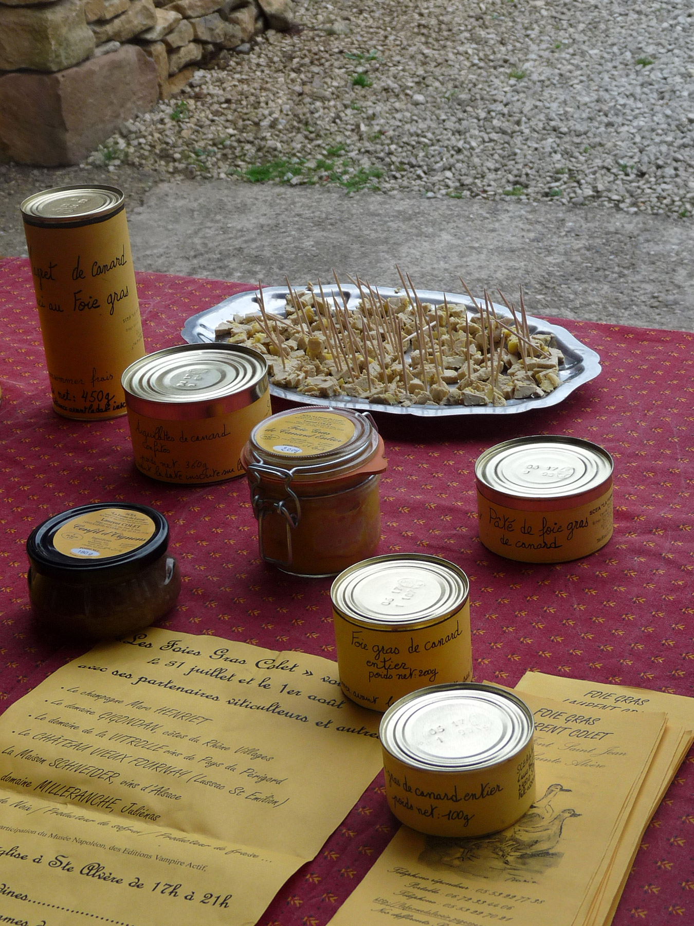 Dégustation de foie gras de canard du Périgord au camping